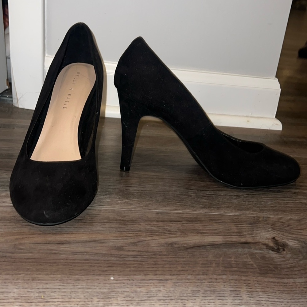 Barely worn Kelly & Katie black suede heels. Size 11.